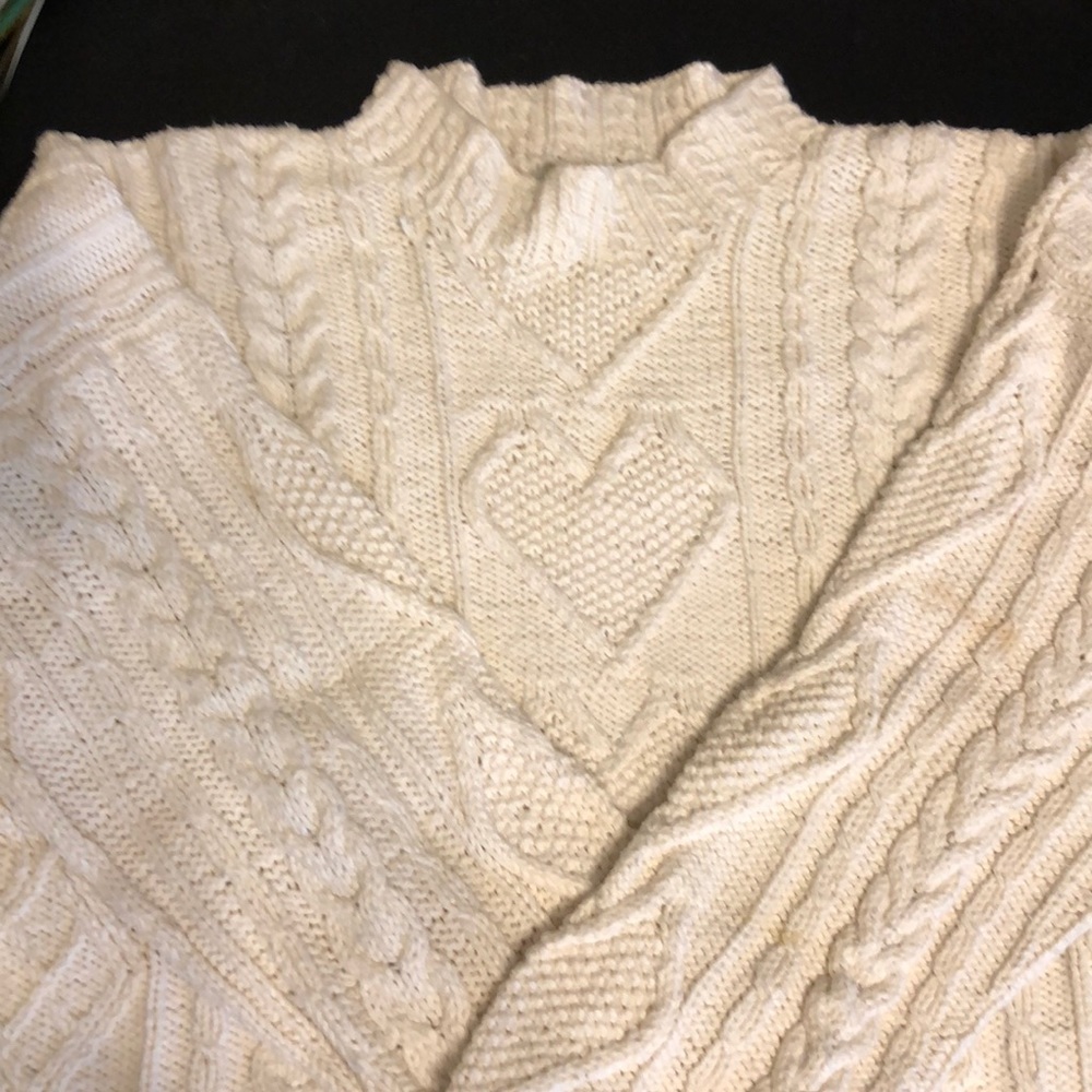 Heavy cotton sweater cream. Good condition L/Xl